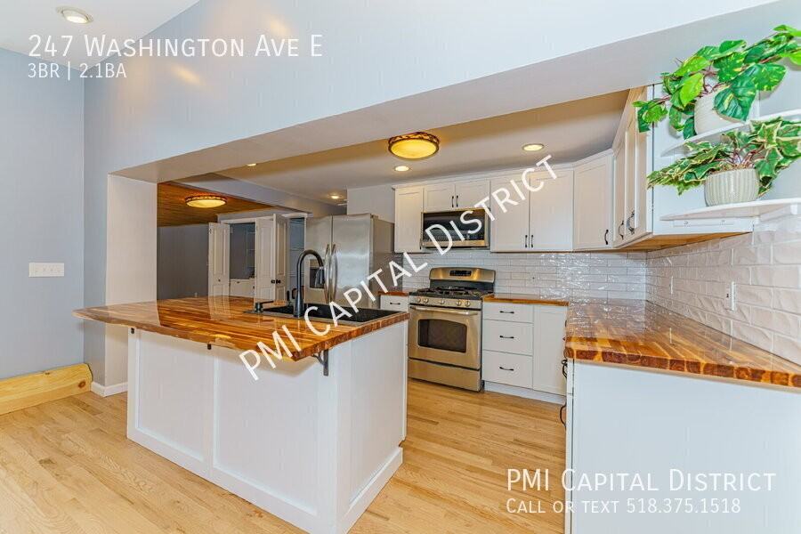 247 Washington Ave E - Photo 2 of 50