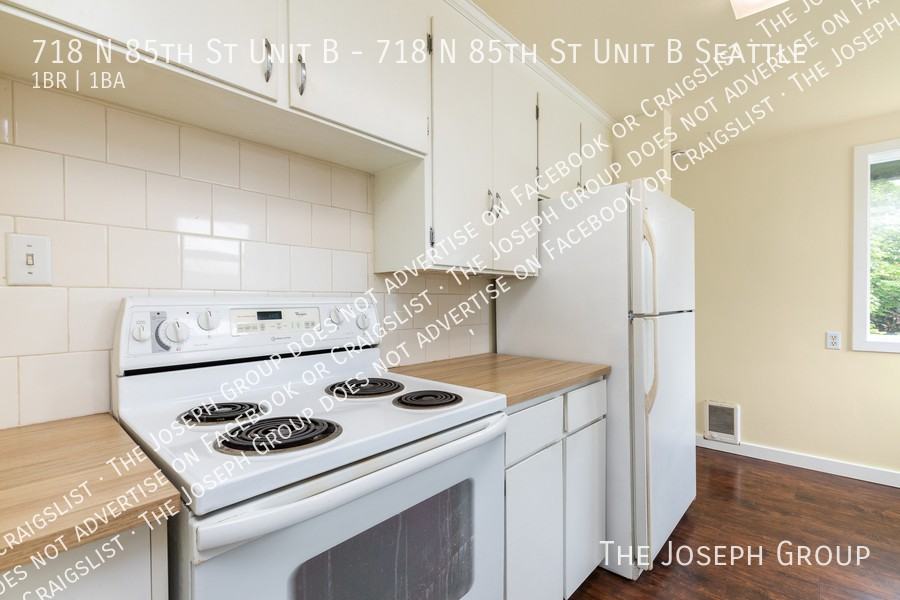 718 N 85th St Unit B - Photo 7 of 25