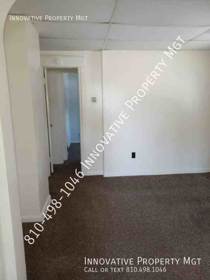 103 E 3rd St #4 - Photo 5 of 19
