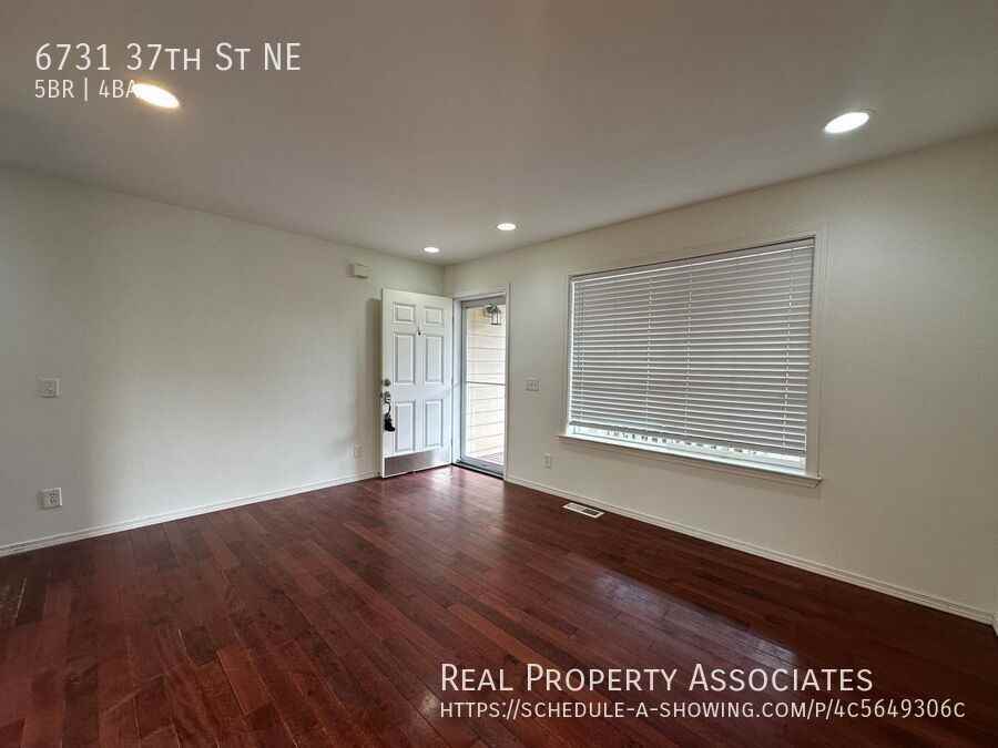 6731 37th St Ne - Photo 2 of 29