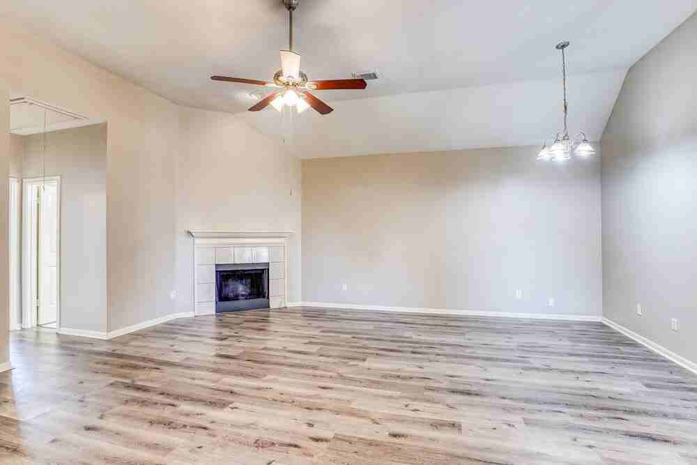 6615 Bluebottle Ln - Photo 3 of 16
