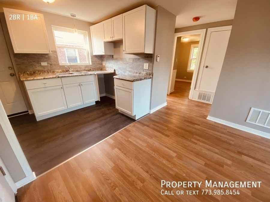 8153 S Colfax Ave Apt 8155-2 #8155-2 - Photo 6 of 24