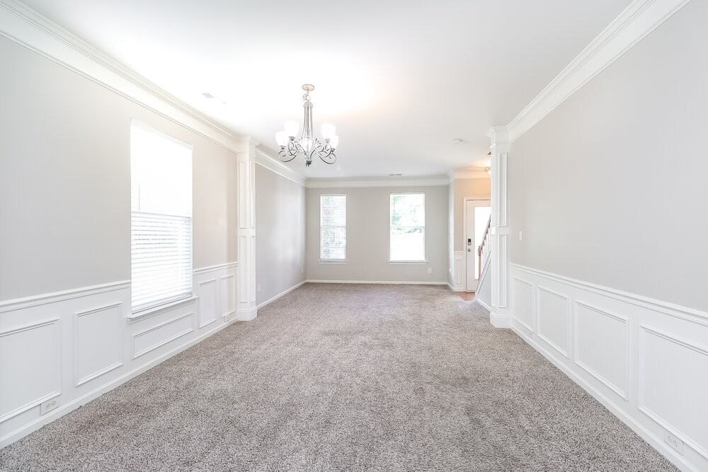 5721 Verrazano Dr - Photo 7 of 17