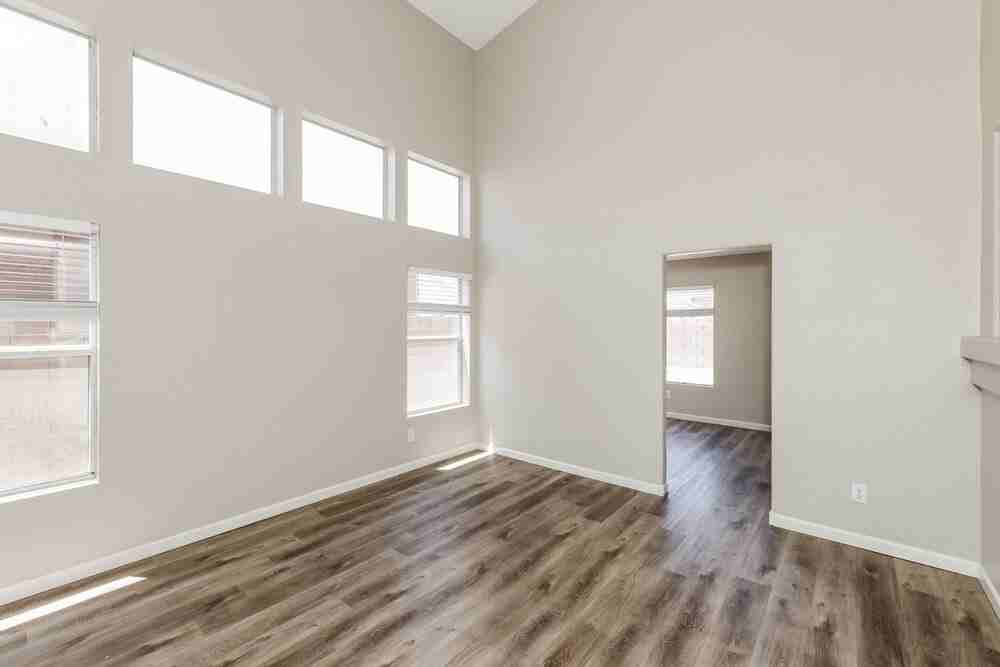 6939 Wineberry Dr - Photo 5 of 17