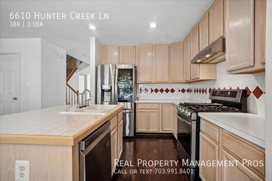 6610 Hunter Creek Ln - Photo 7 of 42