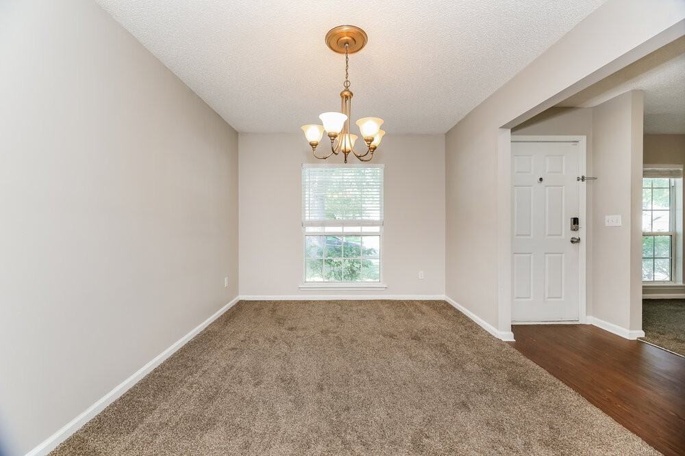 1336 Marsh Grass Ct - Photo 5 of 16