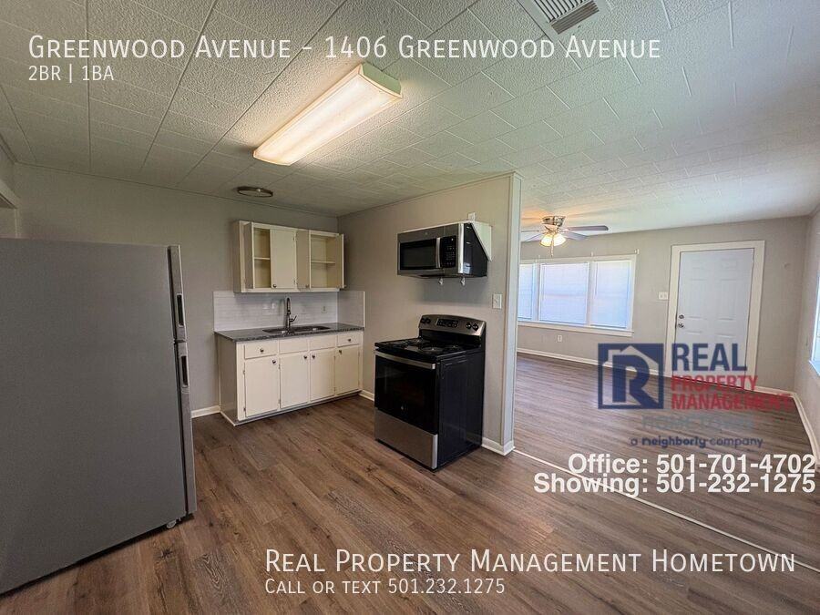 1406 Greenwood Ave - Photo 3 of 6