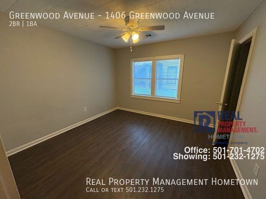 1406 Greenwood Ave - Photo 4 of 6