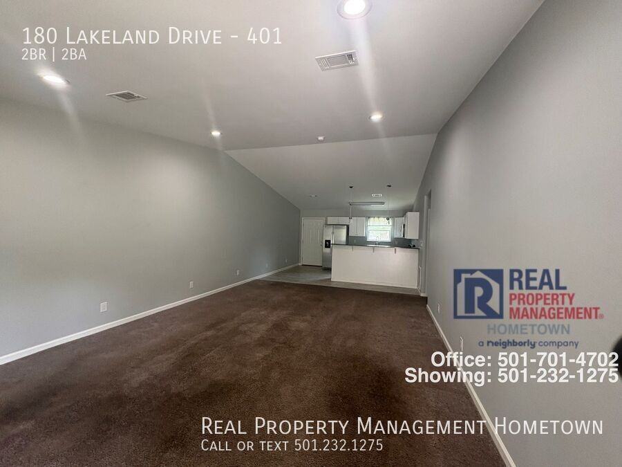 180 Lakeland Dr #401 - Photo 2 of 7