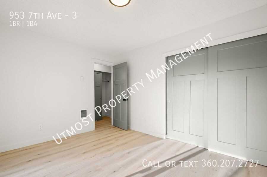 953 7th Ave #3 - Photo 3 of 10