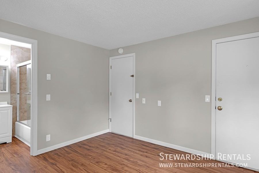 528 Tyler St #1 - Photo 7 of 9