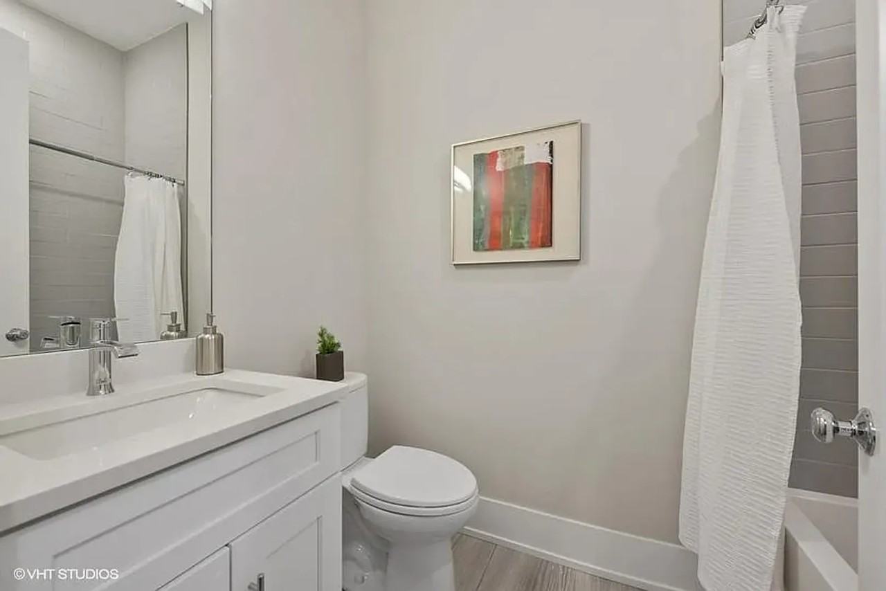 1220 W Flournoy St #3 - Photo 6 of 14