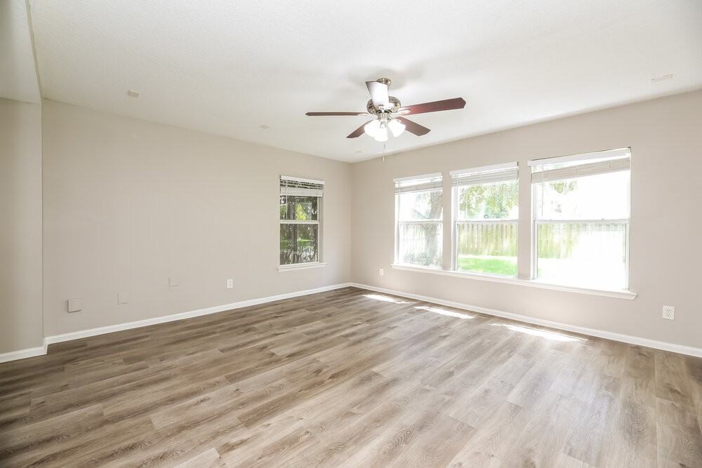 12290 Lawson Creek Dr - Photo 6 of 17