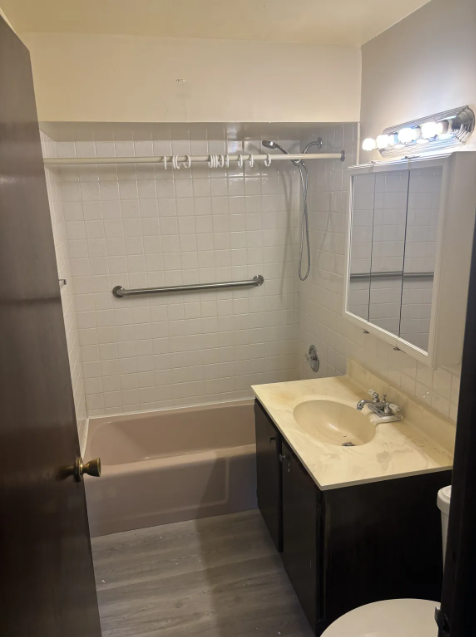 1901 Canal St #2A - Photo 6 of 11