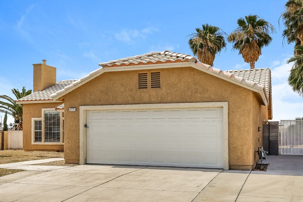 5775 Canyon Oak Cir - Photo 3 of 16