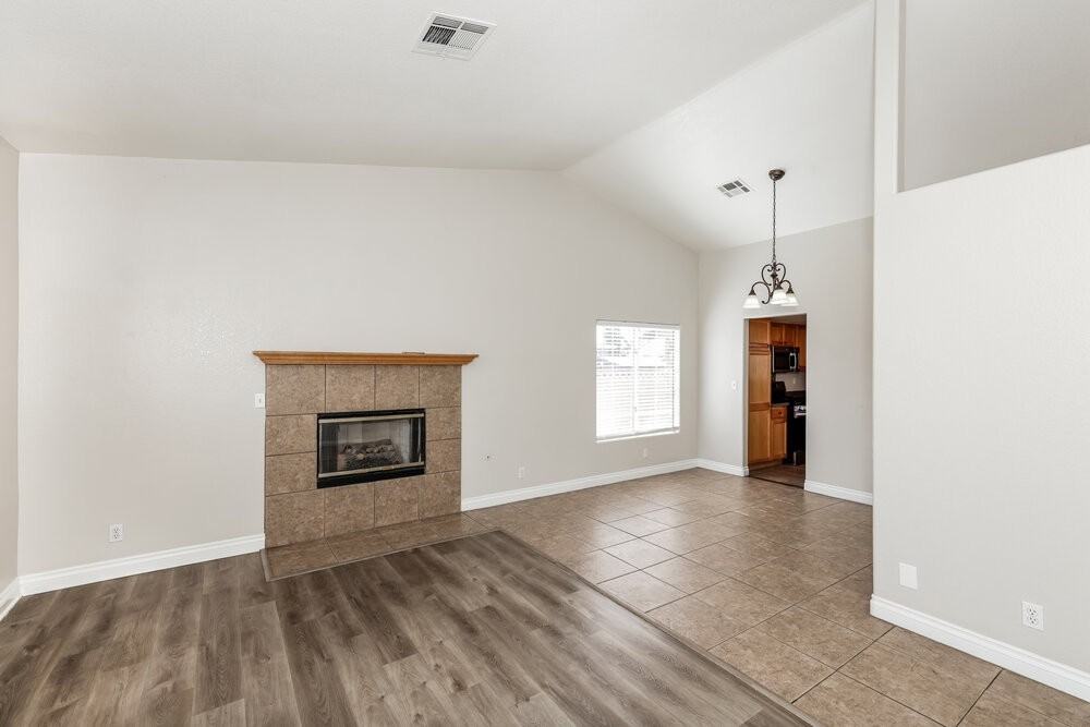 5775 Canyon Oak Cir - Photo 4 of 16