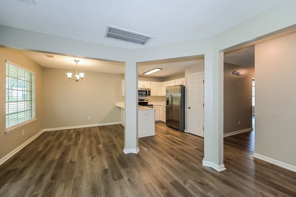 309 Cedar Park Cir - Photo 6 of 17