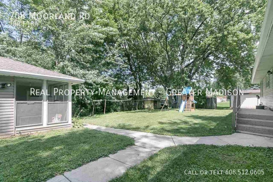 708 Moorland Rd - Photo 2 of 12