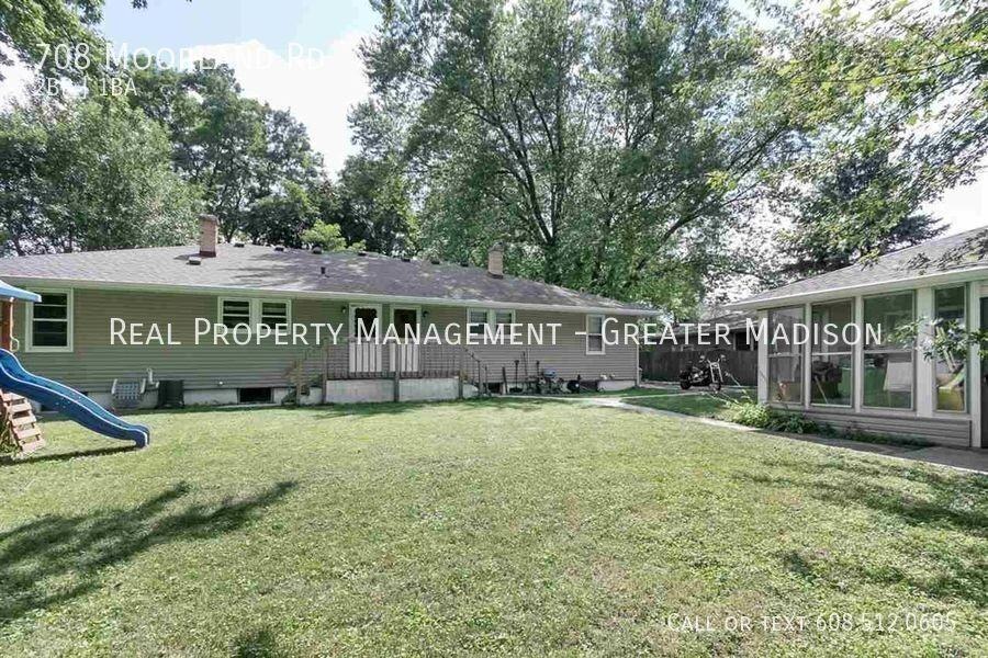 708 Moorland Rd - Photo 3 of 12