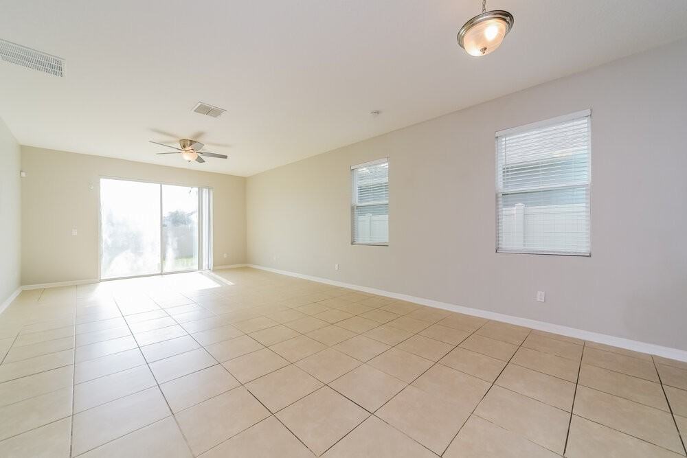 1859 Castleton Dr - Photo 3 of 16