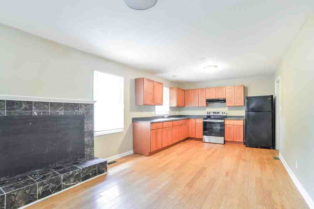 3304 Sunset Rd - Photo 7 of 16