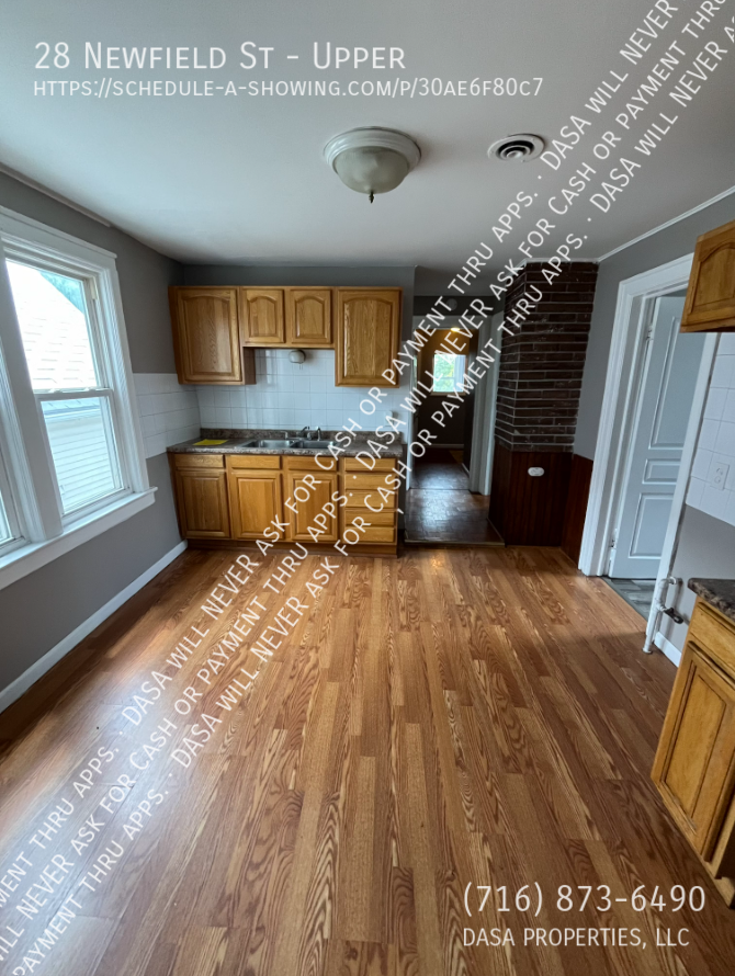28 Newfield St - Photo 6 of 13