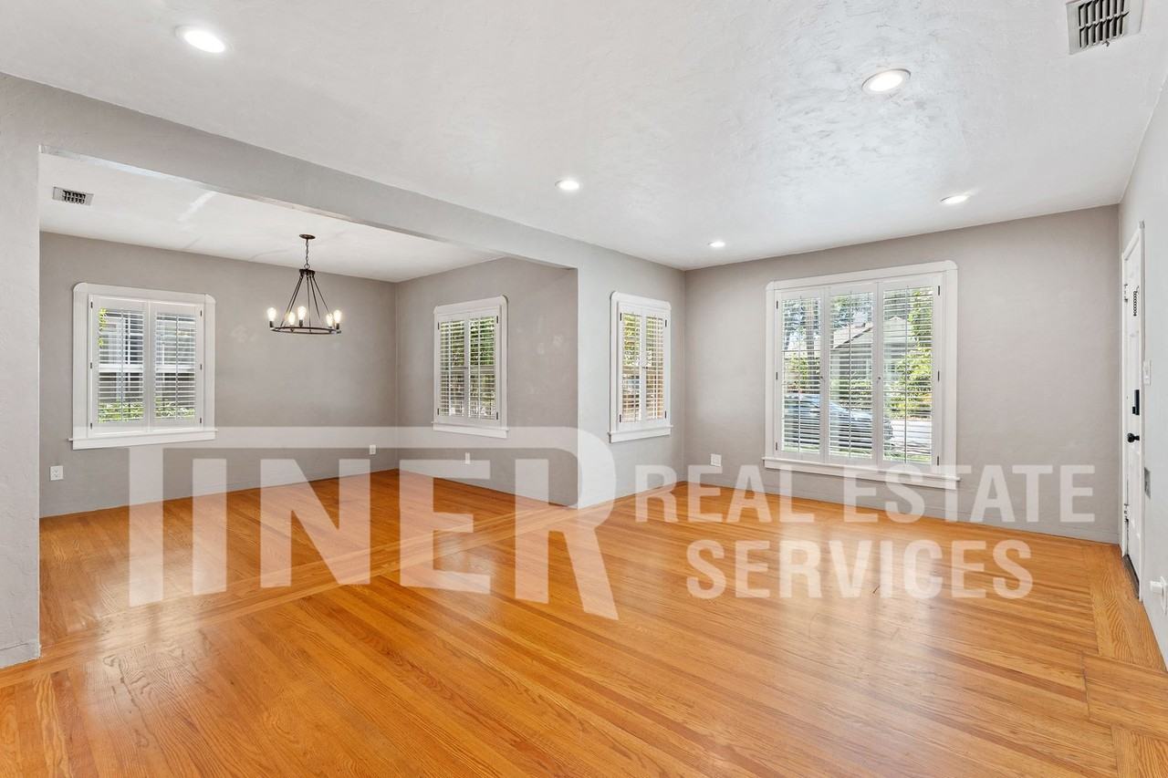 1067 Perkins Way - Photo 2 of 23