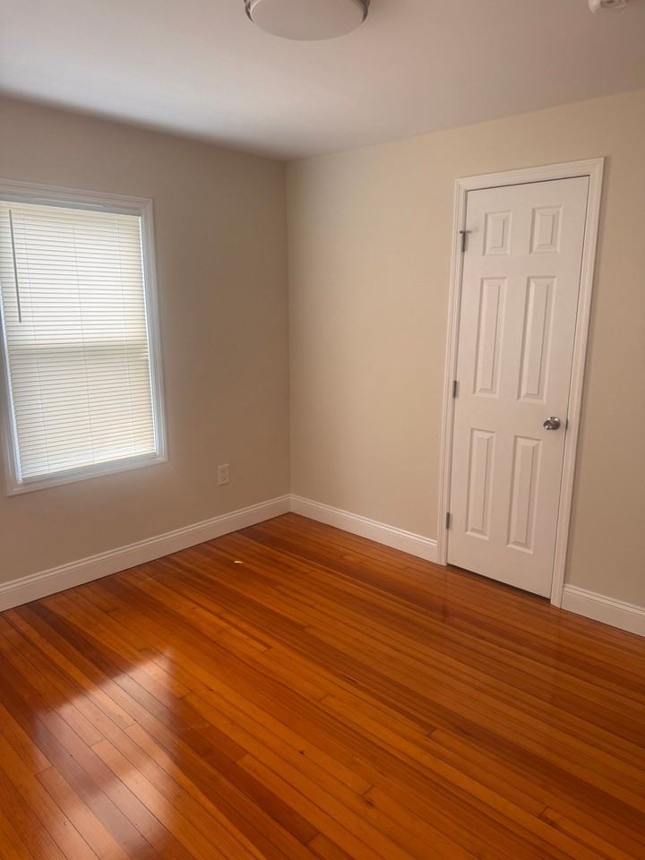 39 Case Ave #2 - Photo 7 of 10