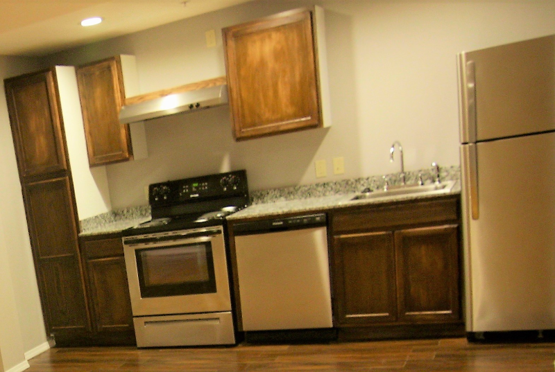 1306 E 11th St #10 - Photo 5 of 7