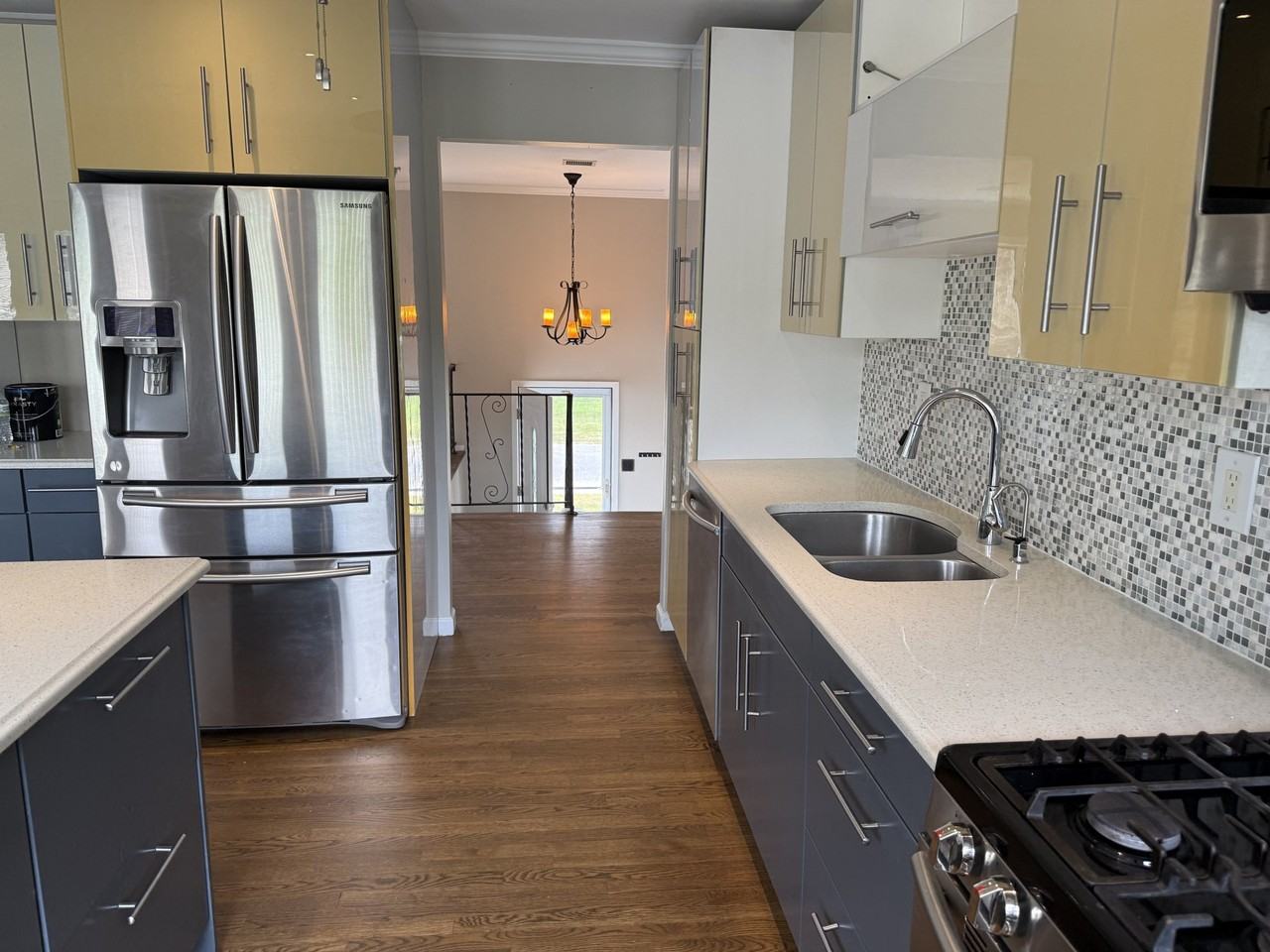 266 Edward Ave #2 - Photo 2 of 18