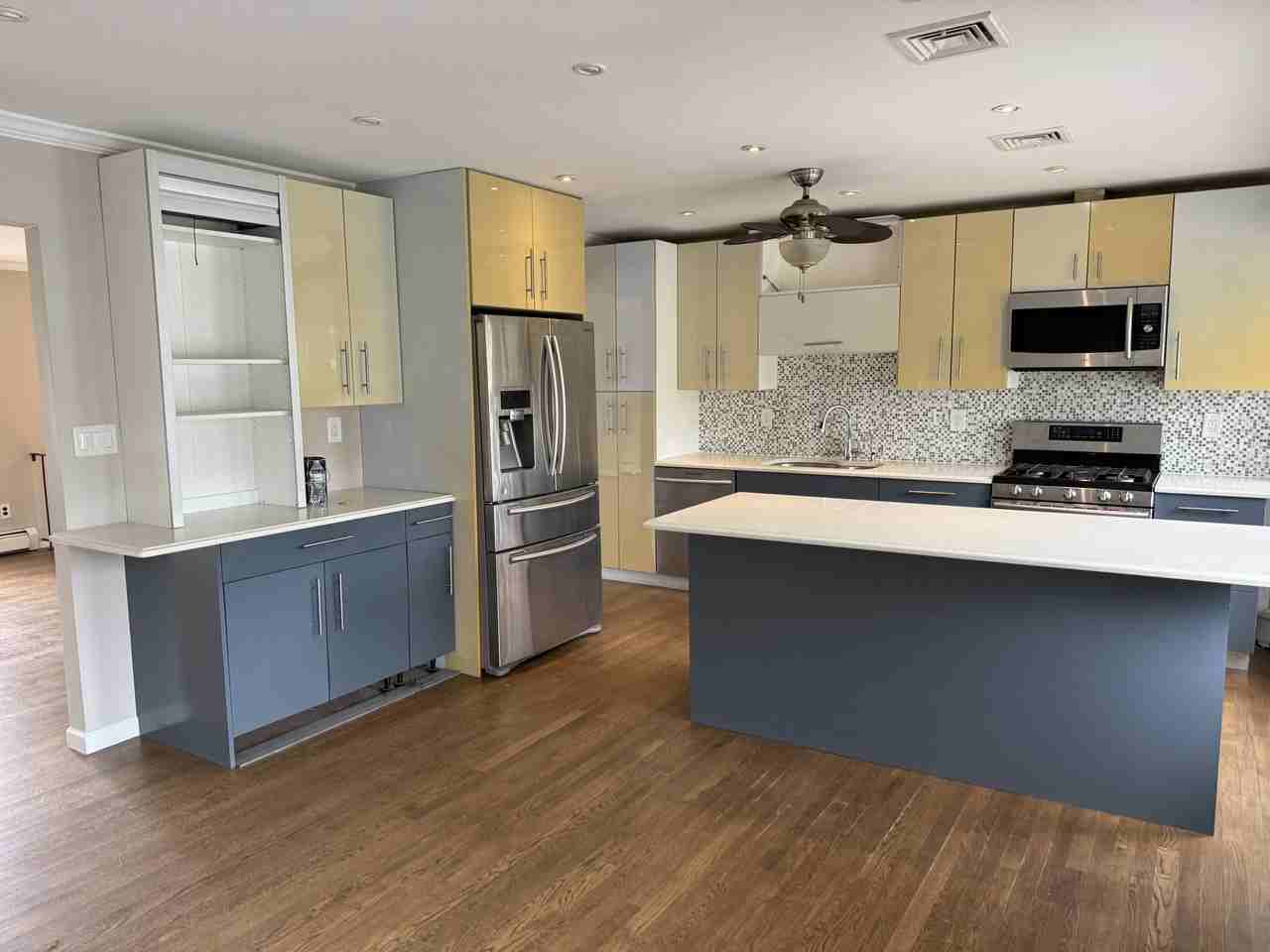 266 Edward Ave #2 - Photo 3 of 18