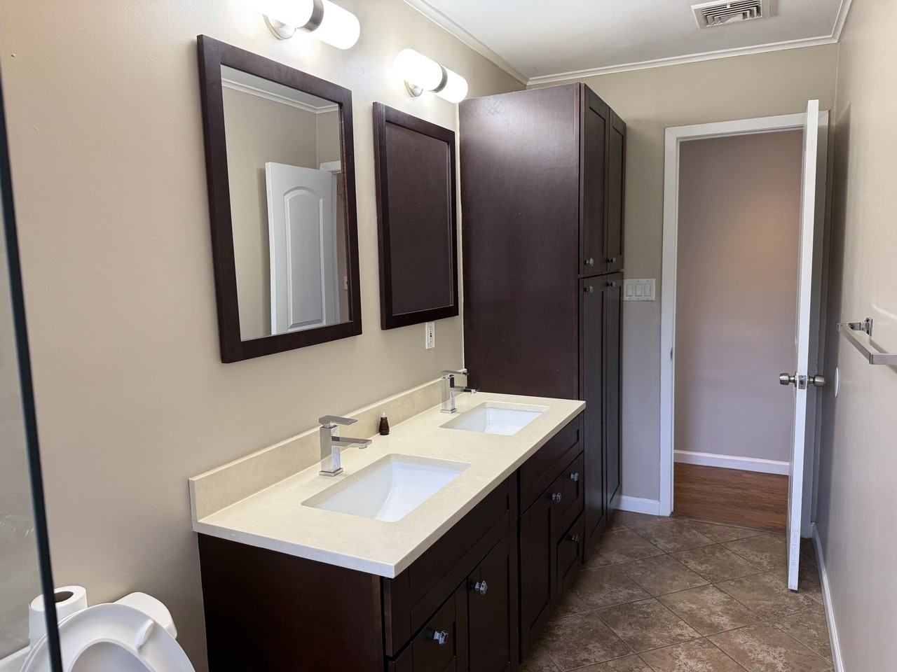 266 Edward Ave #2 - Photo 5 of 18