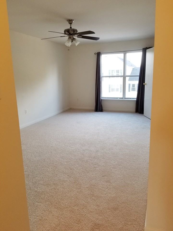 18257 Rolling Meadow Way - Photo 5 of 7
