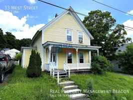 featured image of 33 West St