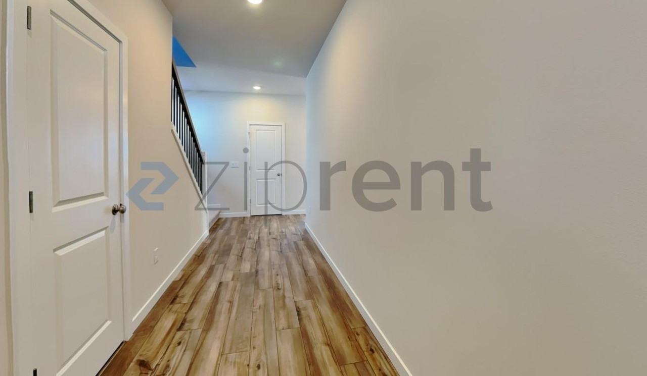 8926 126th St E - Photo 5 of 40