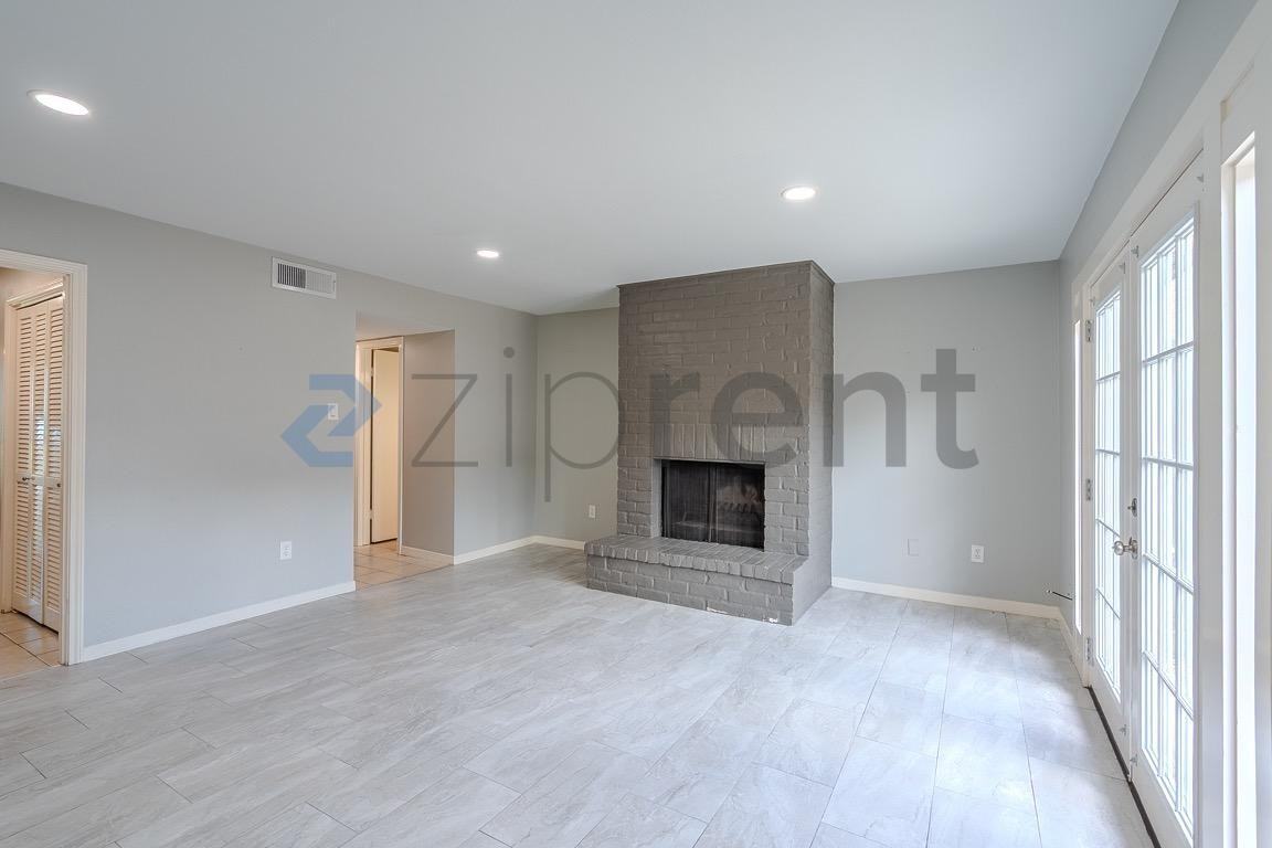 10349 Longmont Dr - Photo 7 of 29