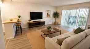 11030 Moorpark St #A15 - Photo 1 of 1