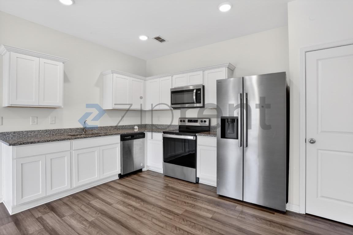 173 Swindon Dr - Photo 4 of 30