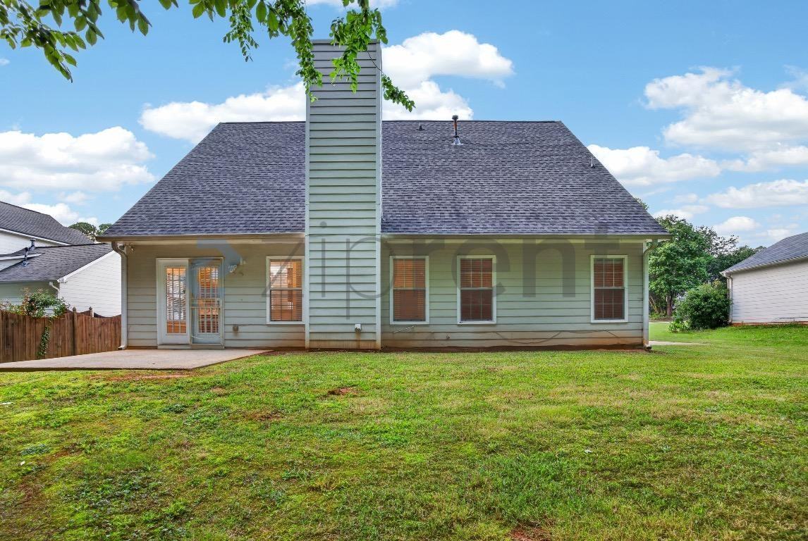 4584 Garden City Dr - Photo 4 of 40