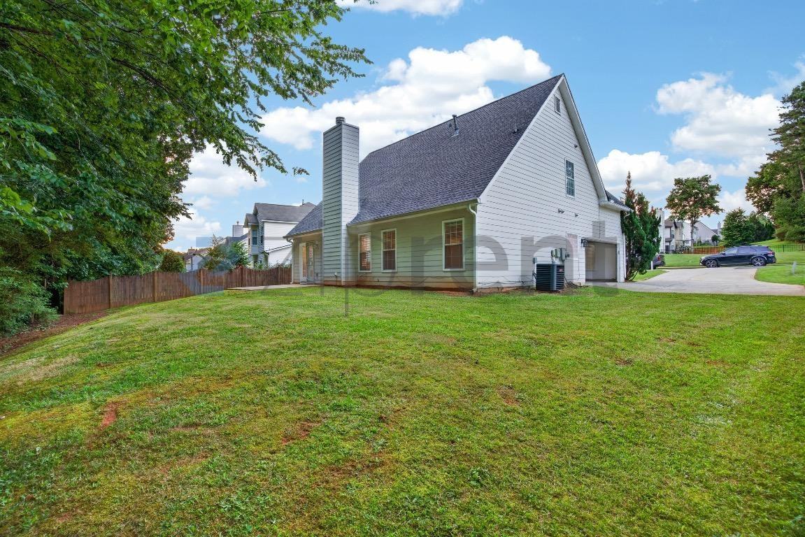 4584 Garden City Dr - Photo 6 of 40