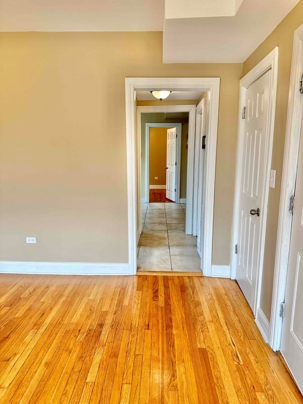 1144 W 84th St #FL1 - Photo 4 of 8