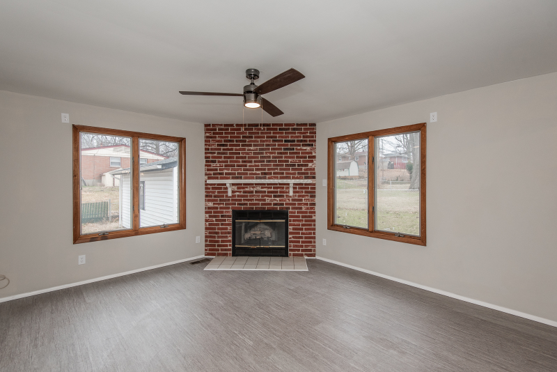 980 Saint Brendan Ln - Photo 5 of 42