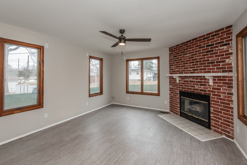 980 Saint Brendan Ln - Photo 6 of 42