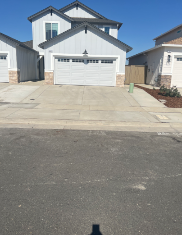 1001 Wadsworth Dr - Photo 2 of 20