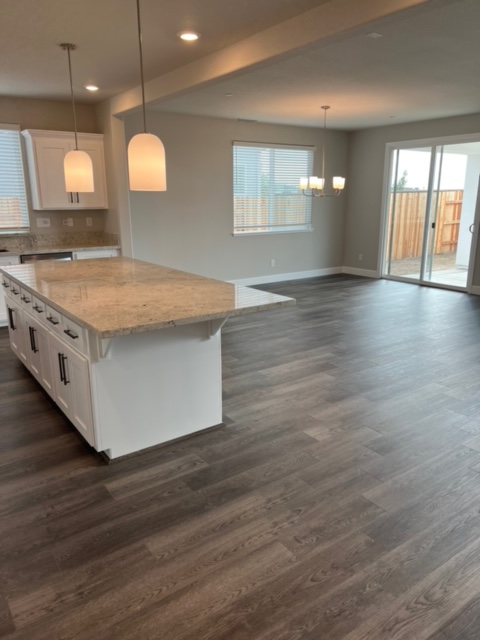 1001 Wadsworth Dr - Photo 6 of 20