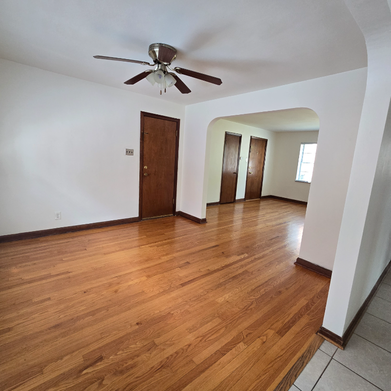 5301 Jamieson Ave #B - Photo 5 of 11
