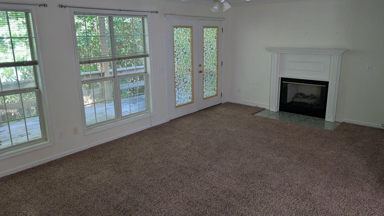 64 Woodfield Pl - Photo 6 of 20