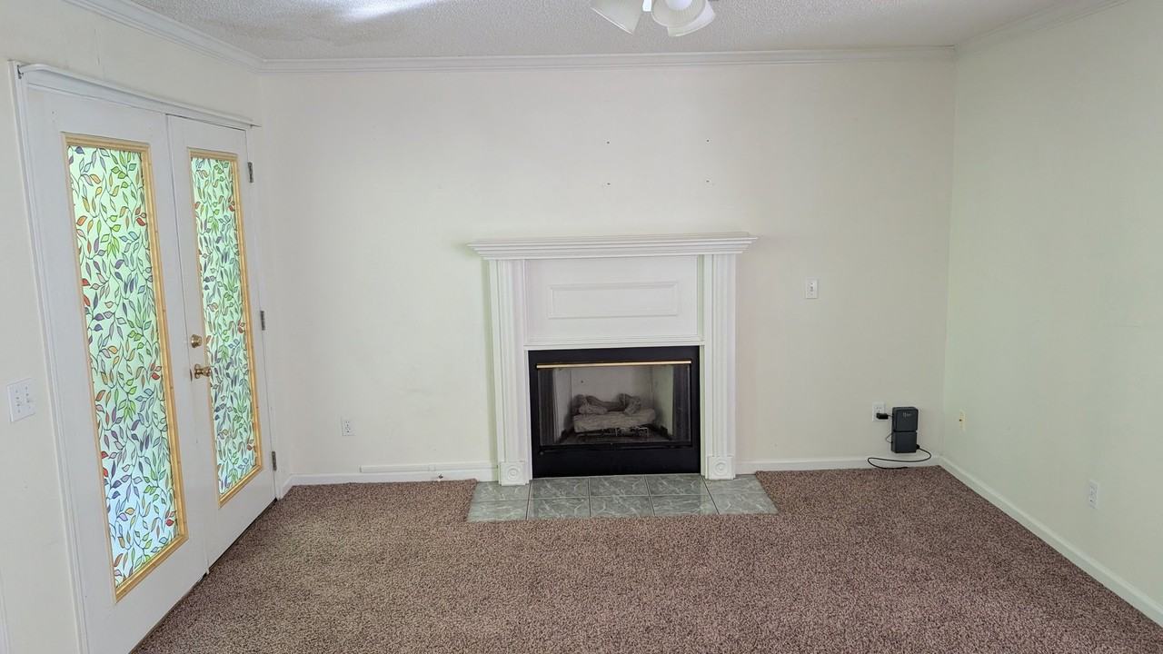 64 Woodfield Pl - Photo 7 of 20