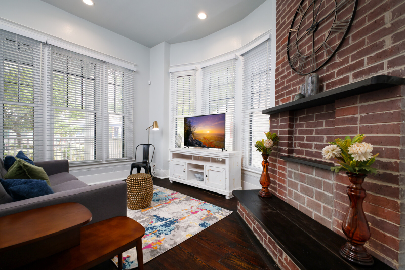 118 Delaware St #2 - Photo 7 of 20