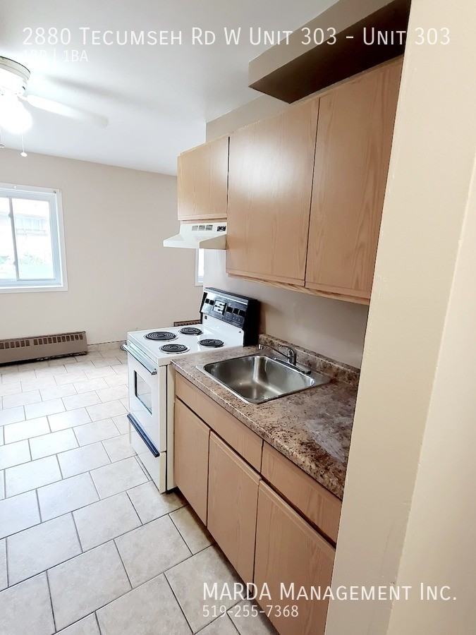 2880 Tecumseh Rd W Unit 303 #303 - Photo 7 of 24